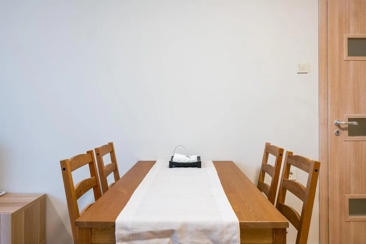 Cozy And Colorful 2Bd Flat With Central Location ソフィア 0*,  ブルガリア